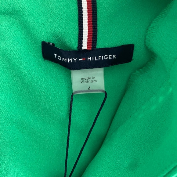 Green Dress - Picture 5 of 7